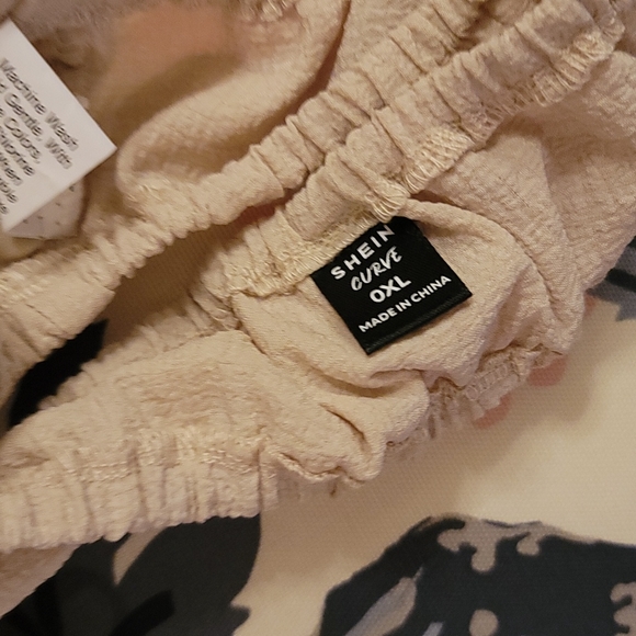 Shein Neutral boho 2 piece skirt co-ord set 💛 - Picture 16 of 16